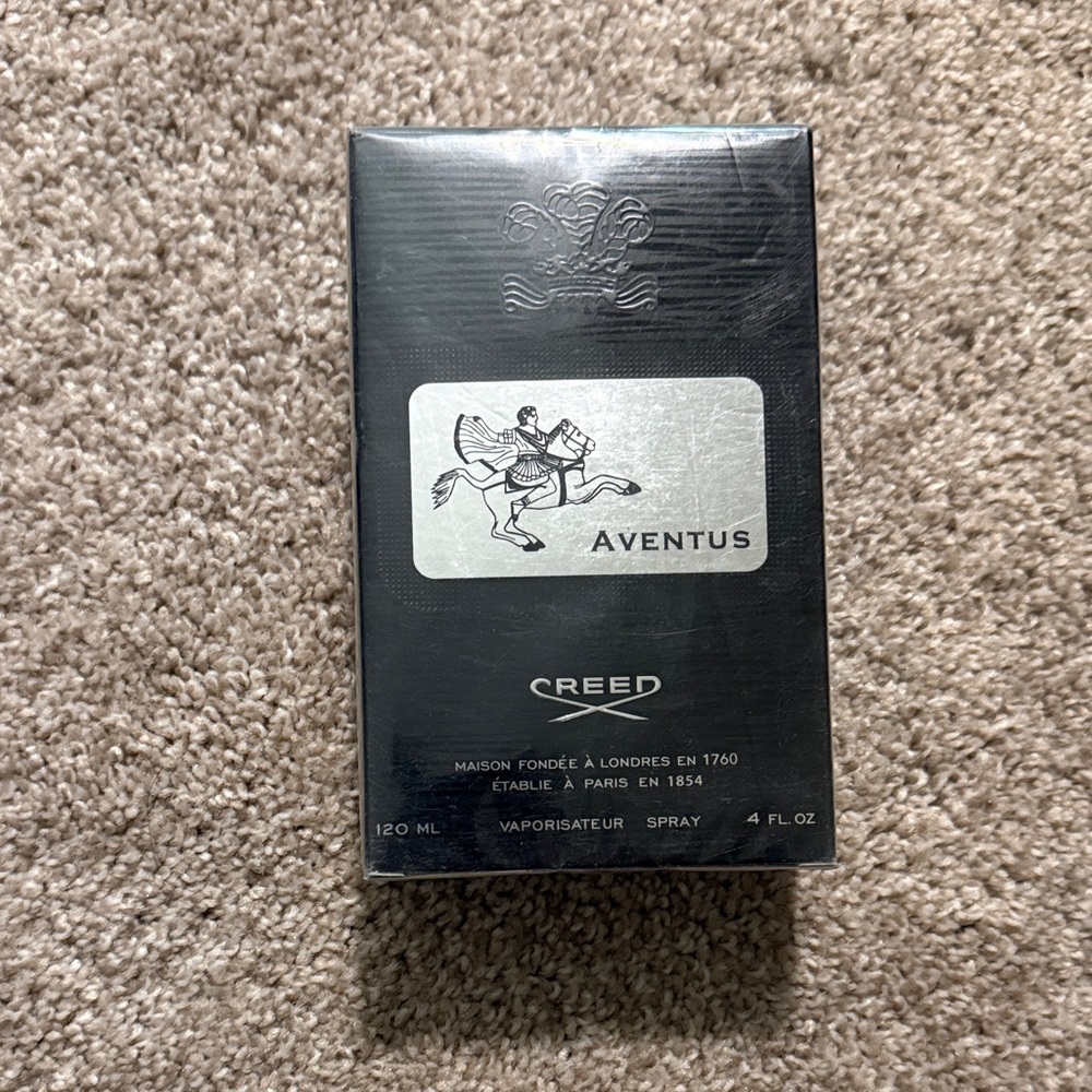 Creed Aventus Fragrance in Black and Silver Packaging